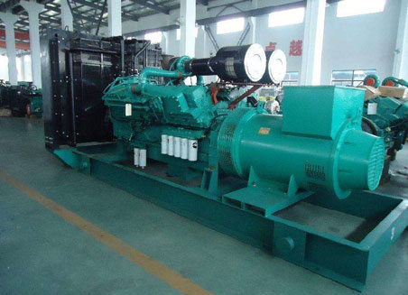 江阴800kw康明斯柴油发电机组图片 江阴800kw康明斯柴油发电机组图片