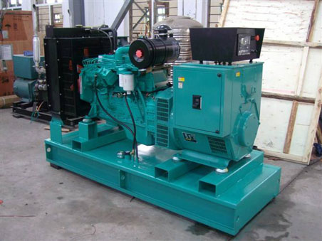 江阴200kw康明斯柴油发电机组图片 江阴200kw康明斯柴油发电机组图片